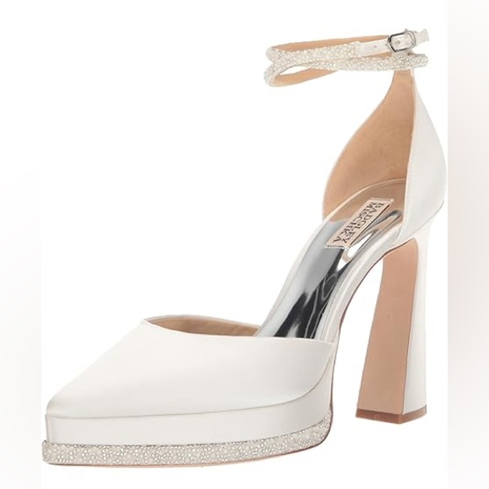 Bagdley Mischka Eliana Embellished Pointed Platform Heels 5.5